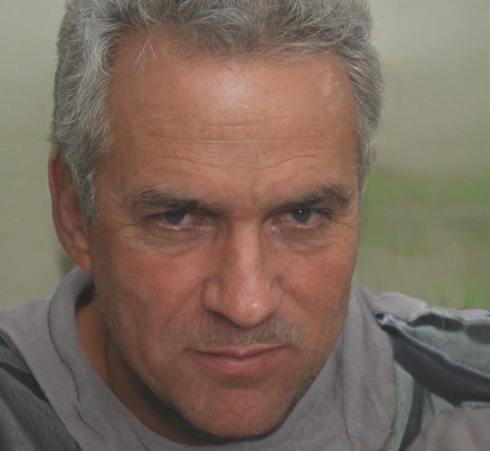 Portrait de Rémi Castellane, directeur d'analyse comparative chez morulithovaro